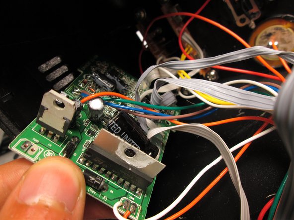 iHome IH11 AC Power Adapter Replacement, Motherboard: crwdns2935265:04crwdnd2935265:02crwdnd2935265:02crwdne2935265:0