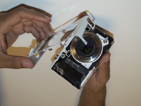 Nikon 1 AW 1 Rear Panel Replacement: crwdns2935265:05crwdnd2935265:03crwdnd2935265:03crwdne2935265:0