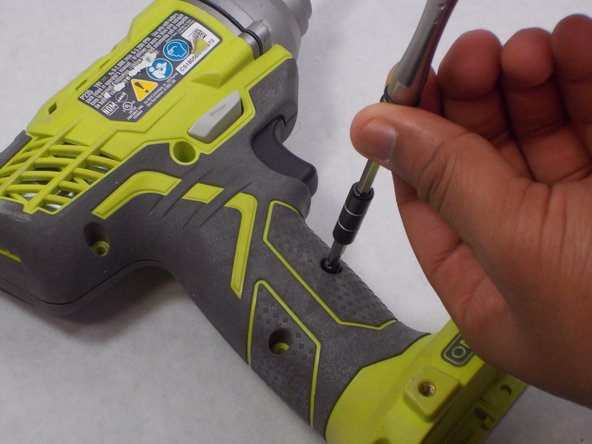 Ryobi P235 Motor Replacement, Motor: crwdns2935265:03crwdnd2935265:02crwdnd2935265:02crwdne2935265:0