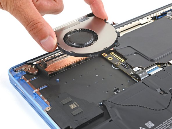 Microsoft Surface Laptop 7 (13.8-inch) Fan Replacement