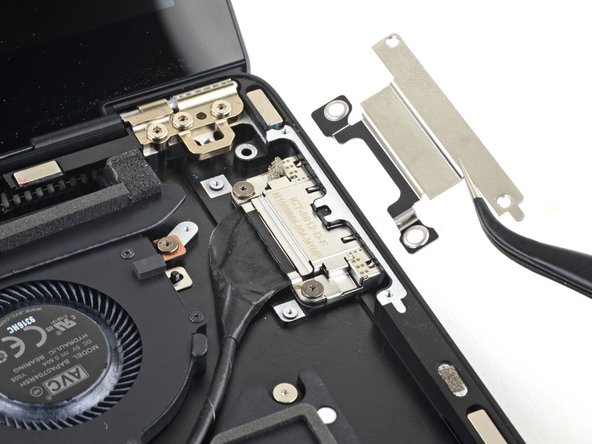 Microsoft Surface Laptop 5 (13.5-inch) Surface Connect Port Replacement