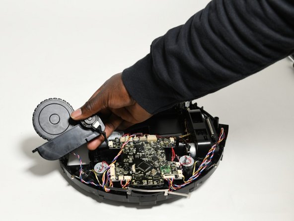 ionvac SmartClean V2 Motor Wheel Replacement: crwdns2935265:06crwdnd2935265:02crwdnd2935265:02crwdne2935265:0