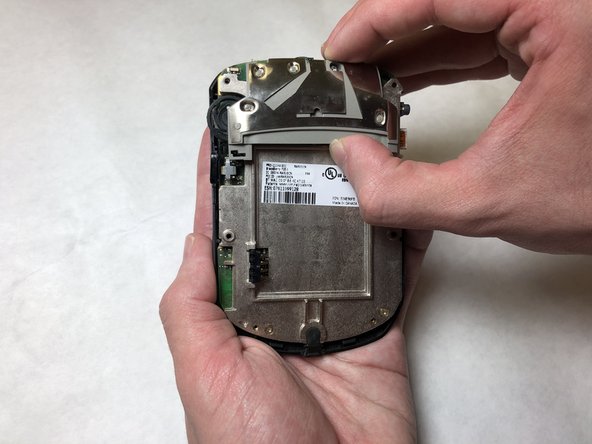 Blackberry RIM 7250 Side Button Replacement, Front Housing: crwdns2935265:08crwdnd2935265:02crwdnd2935265:02crwdne2935265:0