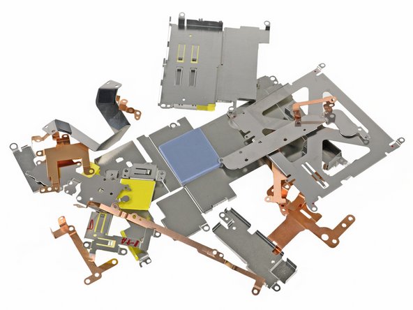 Nikon D600 Teardown: crwdns2935265:015crwdnd2935265:03crwdnd2935265:03crwdne2935265:0
