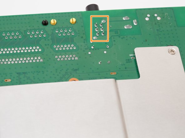 D-Link DIR-890L Power Switch Replacement, Power Switch: crwdns2935265:010crwdnd2935265:03crwdnd2935265:03crwdne2935265:0