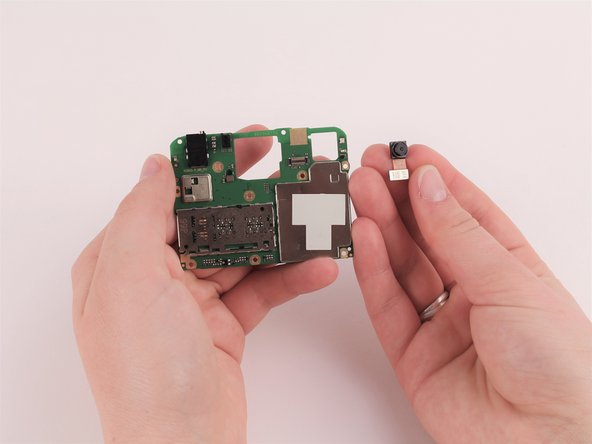 Motorola Moto E6 Play Front Facing Camera Replacement: crwdns2935265:010crwdnd2935265:02crwdnd2935265:02crwdne2935265:0