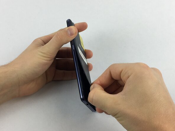 BLU Life XL Headphone Port Replacement, Volume Control Buttons: crwdns2935265:01crwdnd2935265:02crwdnd2935265:03crwdne2935265:0