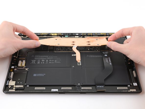 Microsoft Surface Pro X Front Camera Replacement: étape 32, image 2 de 2