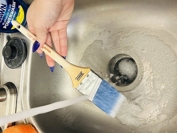 How To Repair A Paint Stained Baseboard: passo 7, immagine 3 di 3