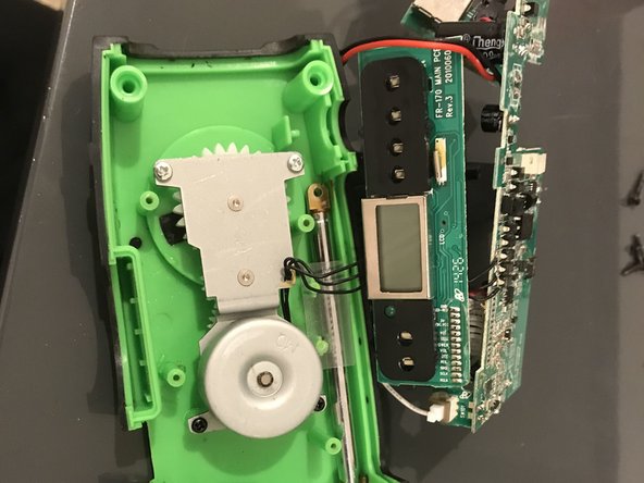 Etón Scorpion Teardown: crwdns2935265:010crwdnd2935265:03crwdnd2935265:03crwdne2935265:0