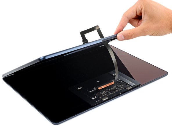 MacBook Air 15" 2024 Trackpad Replacement, Remove the trackpad: crwdns2935265:018crwdnd2935265:02crwdnd2935265:03crwdne2935265:0