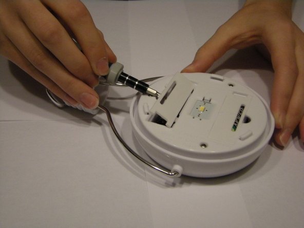 Nokero Shavano N220 Batteries Replacement: crwdns2935265:03crwdnd2935265:03crwdnd2935265:03crwdne2935265:0