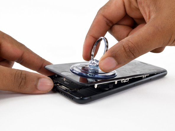 Sostituzione Lente della Fotocamera di iPhone 7: crwdns2935265:017crwdnd2935265:03crwdnd2935265:03crwdne2935265:0