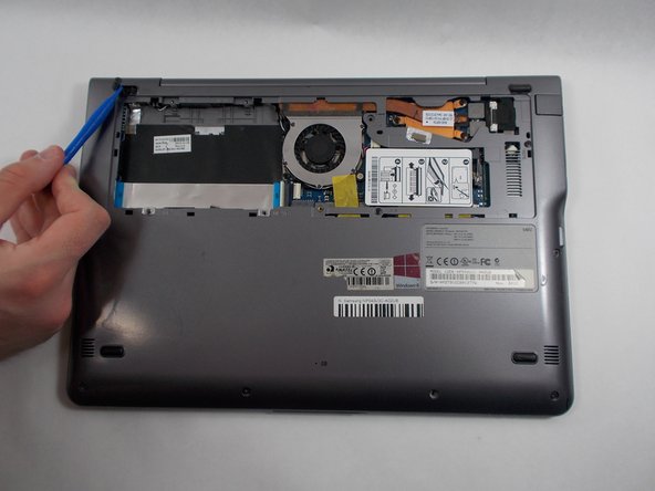 Samsung NP540U3C-A02UB RAM Replacement: crwdns2935265:08crwdnd2935265:02crwdnd2935265:02crwdne2935265:0