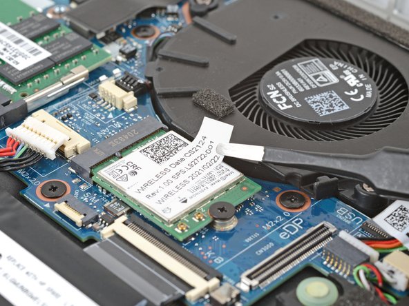 HP EliteBook 845 G8 Fan Replacement, Peel up the fan tape: crwdns2935265:013crwdnd2935265:02crwdnd2935265:02crwdne2935265:0