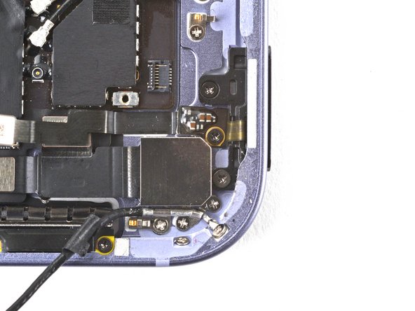 iPad Mini 6 Power Button Replacement, Unfasten the power button board: stap 0, afbeelding 2 van 2