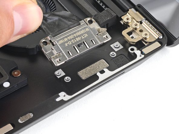Microsoft Surface Laptop 5 (13.5-inch) Surface Connect Port Replacement