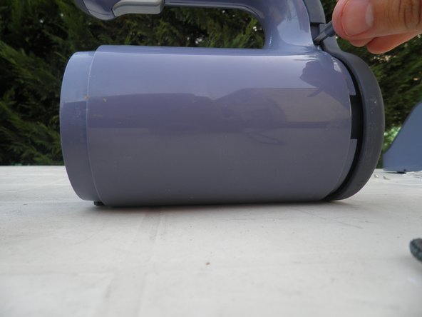 Rowenta AC6221 Teardown: crwdns2935265:04crwdnd2935265:02crwdnd2935265:03crwdne2935265:0