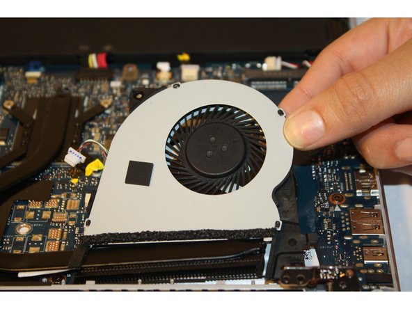 Asus Zenbook UX303L Trackpad Replacement: crwdns2935265:06crwdnd2935265:02crwdnd2935265:03crwdne2935265:0