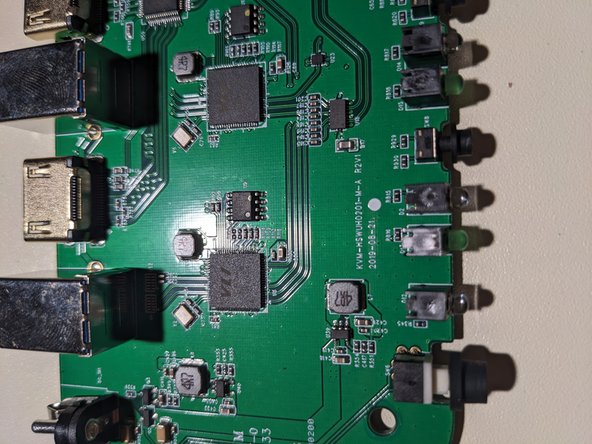 Monoprice Blackbird 4K HDMI 2.0 and USB 3.0 2x1 KVM Switch Teardown