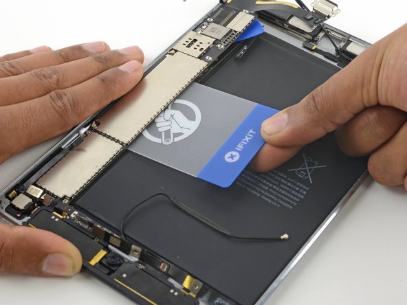 iPad mini 4 LTE Logic Board Replacement: crwdns2935265:054crwdnd2935265:02crwdnd2935265:02crwdne2935265:0