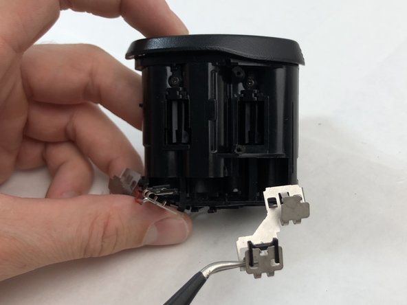 FujiFilm FinePix S5100 Battery Lead Terminals Replacement: step 10, image 3 of 3