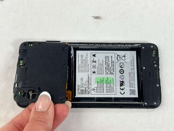 Alcatel Lively Jitterbug Smart3 Rear-facing Camera Replacement: step 3, image 2 of 3