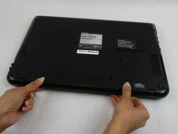 Toshiba Satellite C55D-B5310 Touchpad Replacement: crwdns2935265:03crwdnd2935265:01crwdnd2935265:02crwdne2935265:0