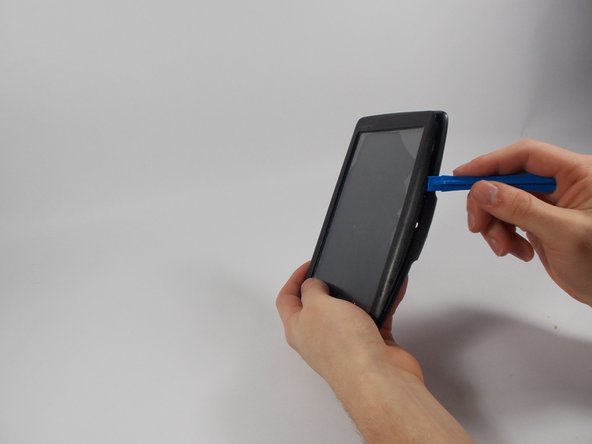 TomTom VIA 1605TM Front Screen Replacement: crwdns2935265:03crwdnd2935265:02crwdnd2935265:02crwdne2935265:0