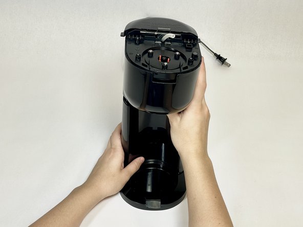 How to Clean a Mainstays Coffee Maker Water Tube: crwdns2935265:09crwdnd2935265:03crwdnd2935265:03crwdne2935265:0