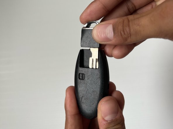2008 Infiniti G35 Key Fob Battery Replacement: crwdns2935265:06crwdnd2935265:02crwdnd2935265:03crwdne2935265:0