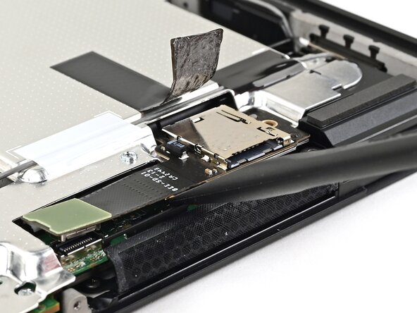 Nintendo Switch 2 MicroSD Card Reader Replacement: crwdns2935265:024crwdnd2935265:01crwdnd2935265:02crwdne2935265:0