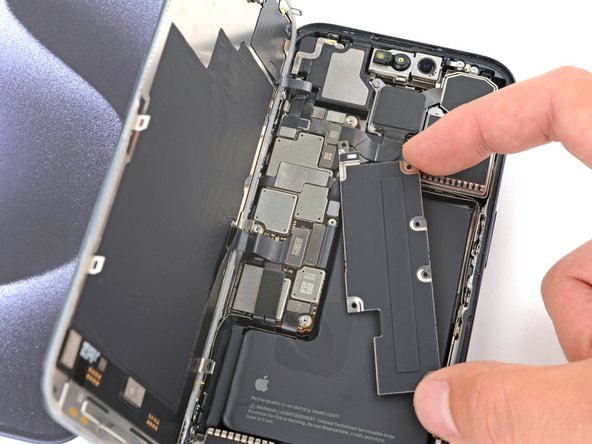 iPhone 15 Pro Front Camera Assembly Replacement, Install the logic board cover: étape 52, image 1 de 3
