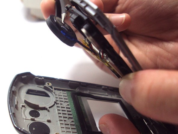 LG VX5600 Camera Replacement: crwdns2935265:09crwdnd2935265:02crwdnd2935265:02crwdne2935265:0