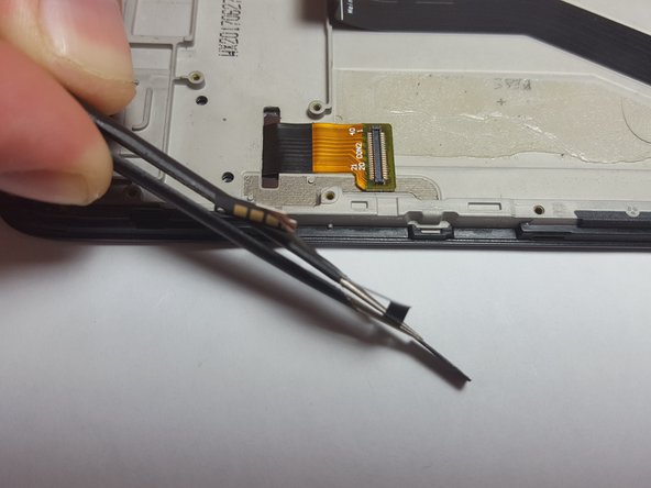 Motorola Moto E4 Plus Power and Volume Buttons Replacement: crwdns2935265:021crwdnd2935265:03crwdnd2935265:03crwdne2935265:0