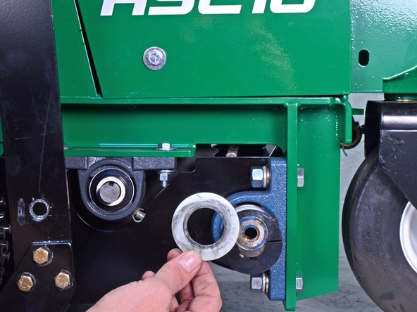 Classen Sod Cutter HSC18AHD 2018 Eccentric Arm Replacement: crwdns2935265:010crwdnd2935265:02crwdnd2935265:02crwdne2935265:0