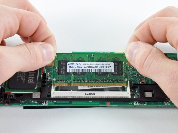 HP Mini 1000 Motherboard Replacement, Motherboard: crwdns2935265:040crwdnd2935265:02crwdnd2935265:02crwdne2935265:0