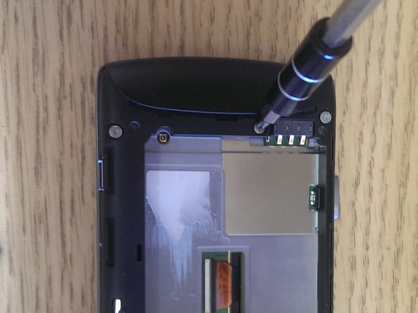 Kyocera Rise Display Assembly Replacement: crwdns2935265:05crwdnd2935265:02crwdnd2935265:02crwdne2935265:0