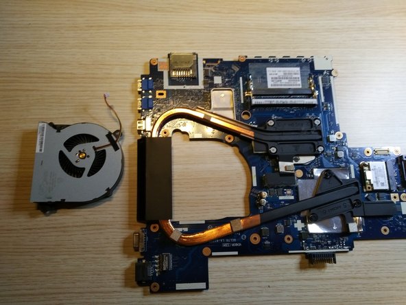 asus laptop k75vm replacing the broken lcd cable Replacement: crwdns2935265:015crwdnd2935265:02crwdnd2935265:03crwdne2935265:0