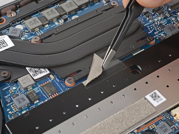 HP EliteBook 840 G9 Memory Module Replacement, HP EliteBook 840 G9 Memory Module Shield Tape Peel: crwdns2935265:08crwdnd2935265:02crwdnd2935265:03crwdne2935265:0