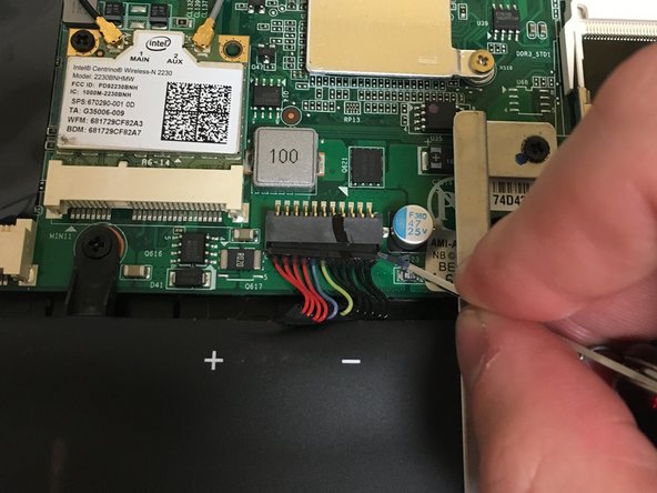 Gigabyte P35K Laptop Hard Drive Replacement: crwdns2935265:010crwdnd2935265:02crwdnd2935265:03crwdne2935265:0