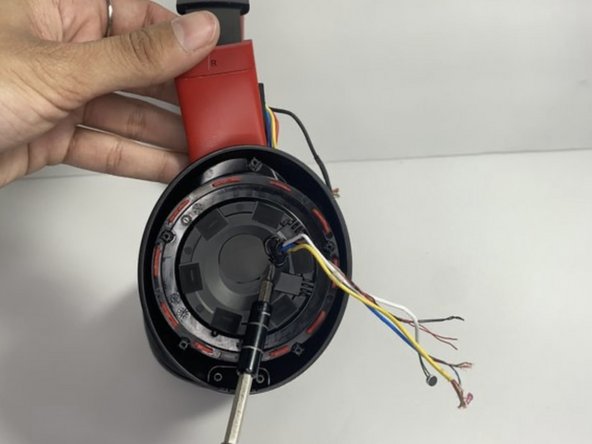 Beats Studio3 Wireless Hinge Replacement: crwdns2935265:013crwdnd2935265:02crwdnd2935265:03crwdne2935265:0