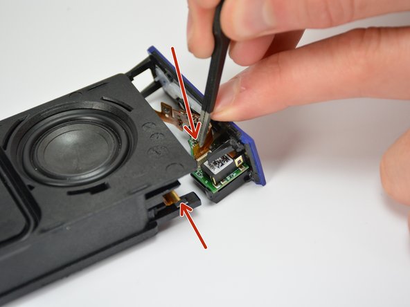 USB/Auxiliary Port: crwdns2935265:08crwdnd2935265:02crwdnd2935265:03crwdne2935265:0