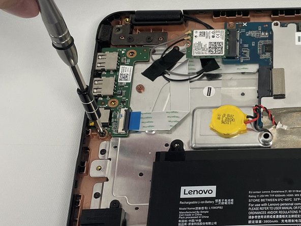 Lenovo 300e Chromebook USB and Charging Ports Replacement: stap 0, afbeelding 3 van 3