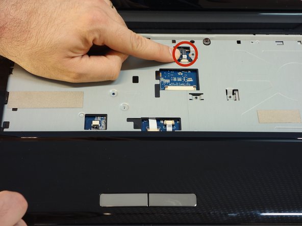 Remplacement Carte mère why! W253EU, Carte mère: crwdns2935265:010crwdnd2935265:02crwdnd2935265:02crwdne2935265:0