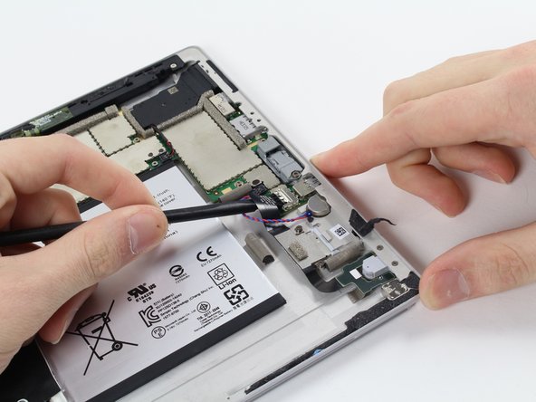 Microsoft Surface 3 Audio Jack and MicroSD Slot Replacement