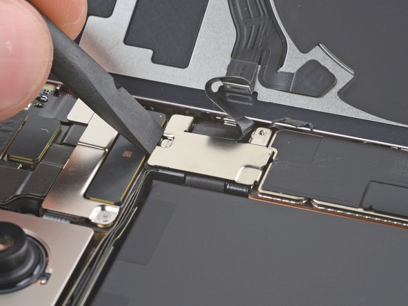 iPhone 15 Battery Replacement, Remove the cover: stap 22, afbeelding 1 van 3