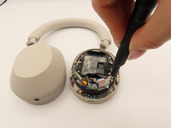 Sony WH-1000XM5 Power Board Replacement: crwdns2935265:05crwdnd2935265:02crwdnd2935265:03crwdne2935265:0