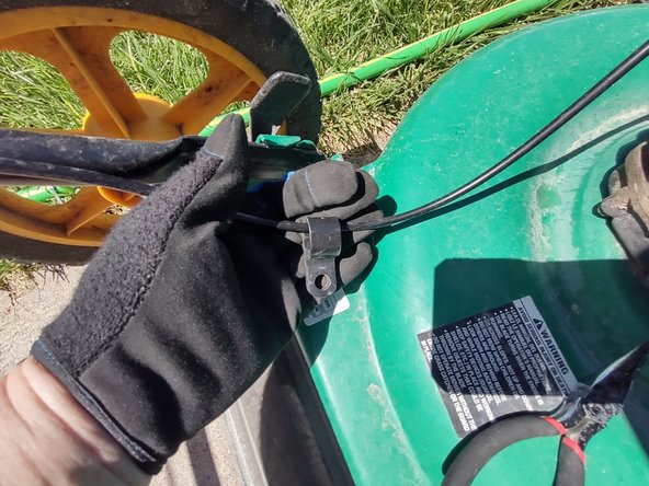 Weed Eater Rotary Lawn Mower Engine Control Cable Replacement: crwdns2935265:04crwdnd2935265:03crwdnd2935265:03crwdne2935265:0