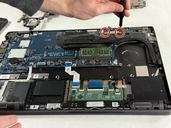 Dell Latitude 5500 Motherboard austauschen: Schritt 14, Bild 1 von 1